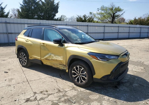 Toyota Corolla Cross cena 69000 przebieg: 5892, rok produkcji 2023 z Warszawa małe 67
